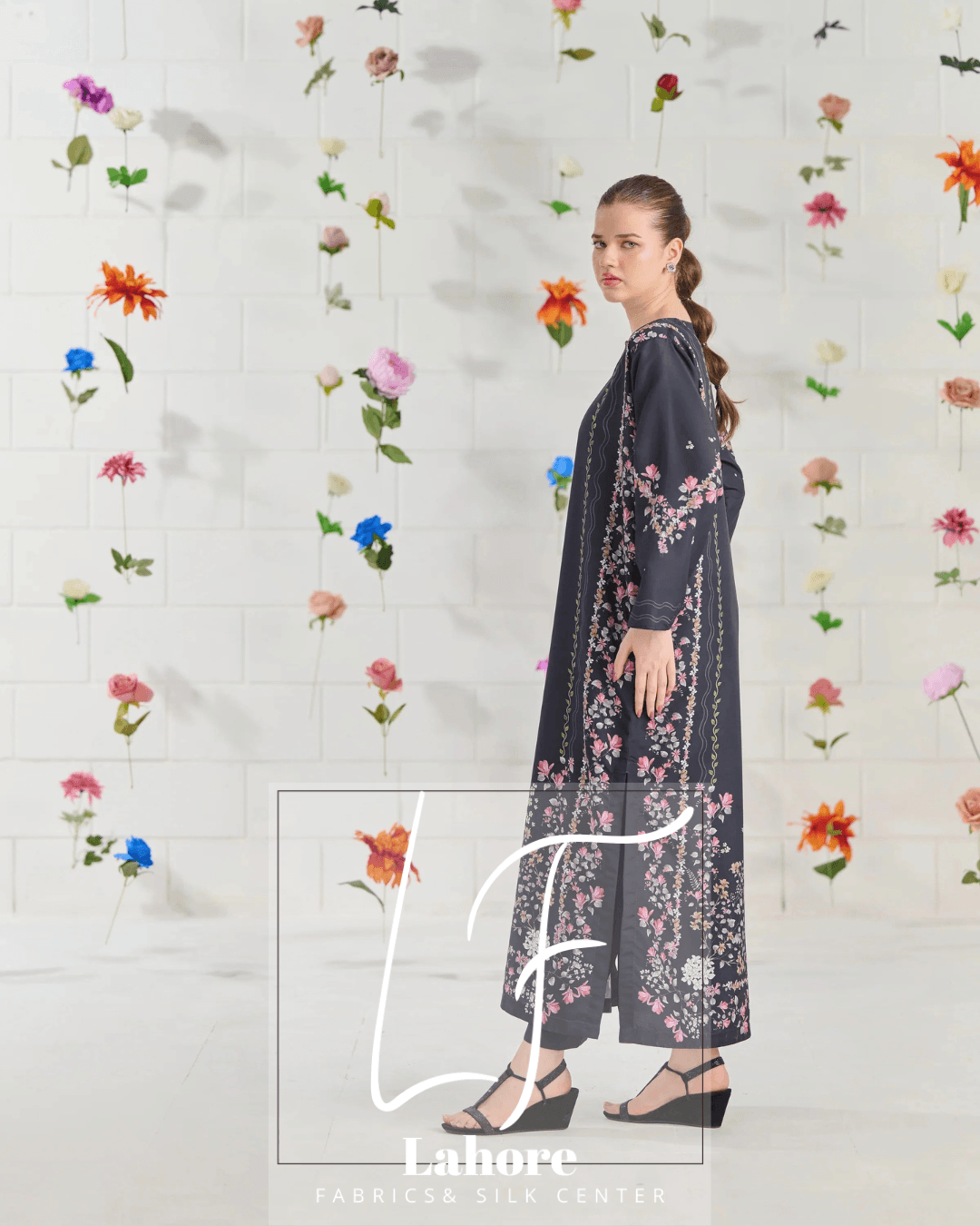 ARMINA Elegant Digital Floral Print - Image 3